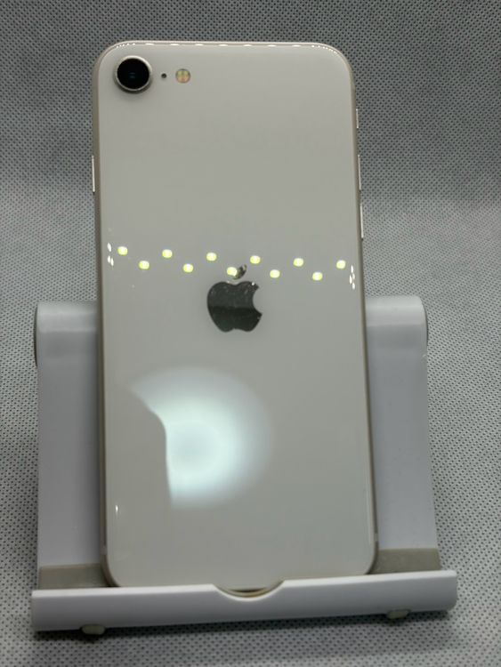 ���Хåƥ꡼81% SIM�ե꡼ iPhoneSE ��3���� 64GB �������饤��