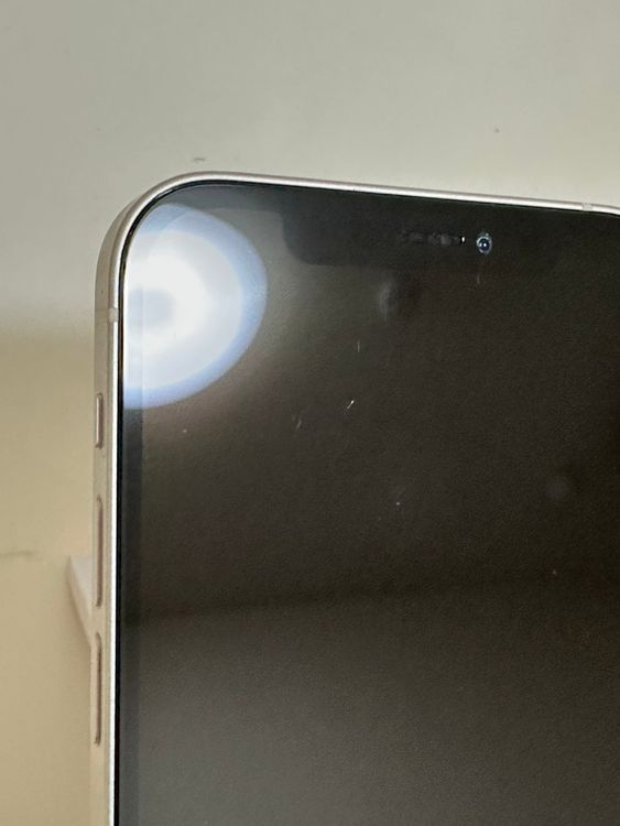 ���Хåƥ꡼83% SIM�ե꡼ iPhone12 128GB �ۥ磻��