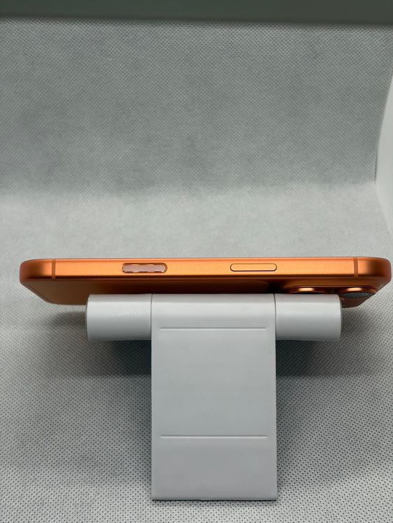 ������Ʊ�� �Хåƥ꡼99% SIM�ե꡼ iPhone17Pro 256GB �����