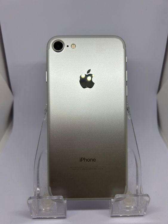 ��SIM�ե꡼ iPhone7  128GB ����С� �Хåƥ꡼59%