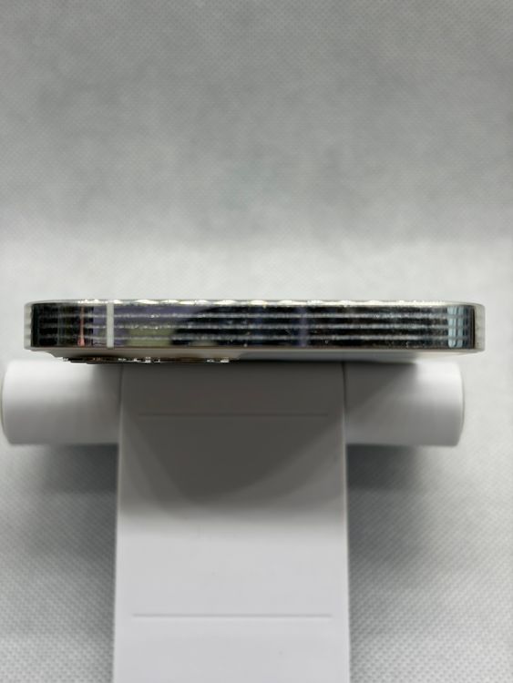 ���Хåƥ꡼86% SIM�ե꡼ iPhone12Pro 128GB ����С�