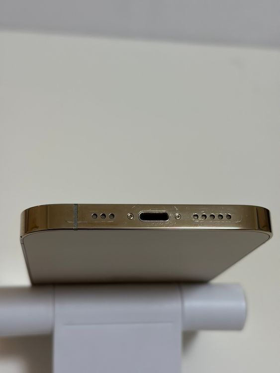 ��SIM�ե꡼ iPhone12Pro 128GB �������