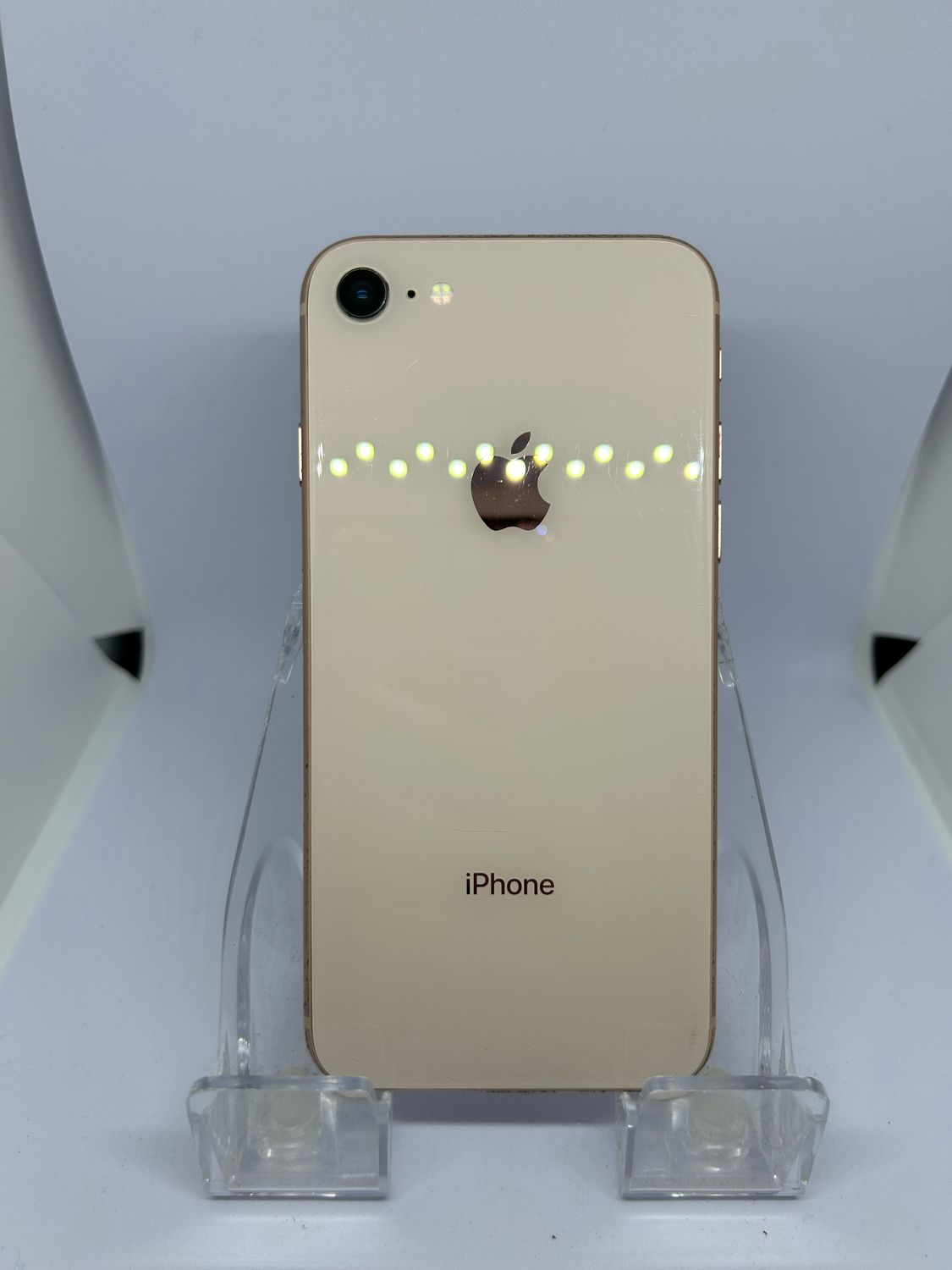 【iPhone8】64G ゴールド　SIMフリー ムスビー｜○SIMフリー iPhone8 64GB ゴールド バッテリー81%【iPhone8