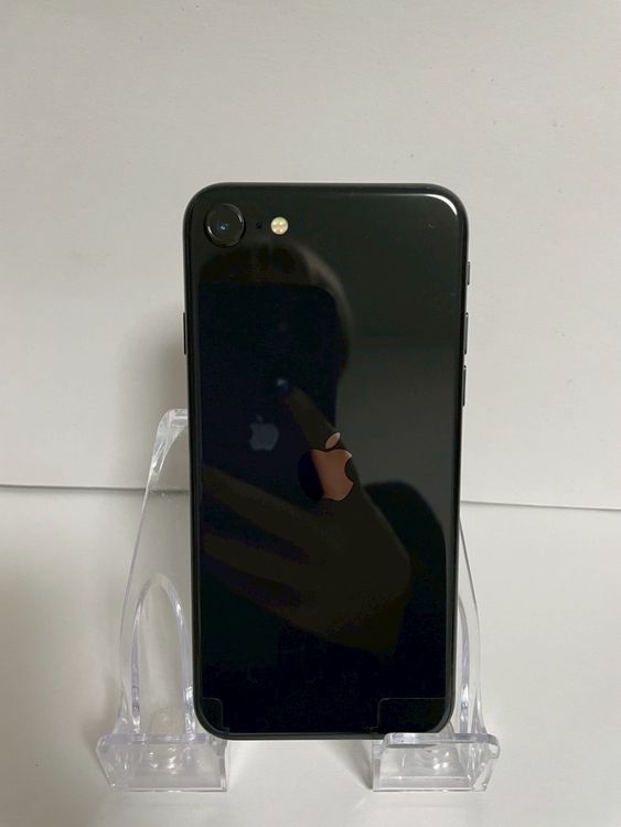 ☘️美品☘️ iPhone SE 第2世代 128GB ブラック SIMフリー 本体 中古】iPhone SE 第2世代 128GB ブラック NXD02J／A SIMフリー