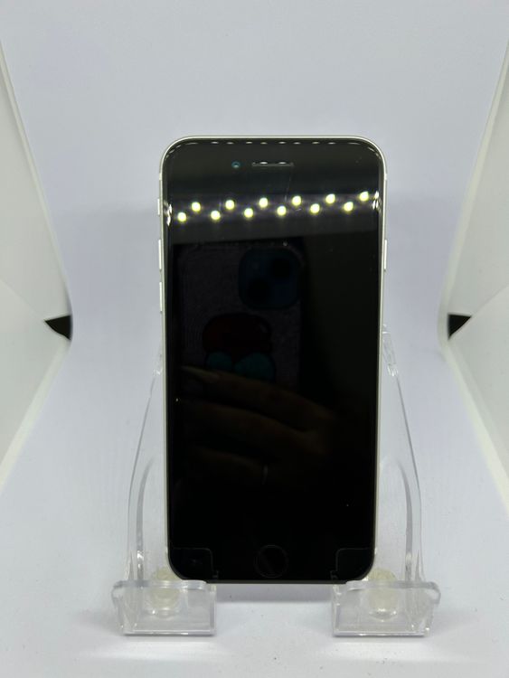 ������ SIM�ե꡼ iPhoneSE ��2���� 64GB �ۥ磻��