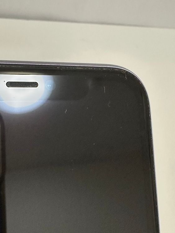 ���Хåƥ꡼95% SIM�ե꡼ iPhone11 64GB �ѡ��ץ�