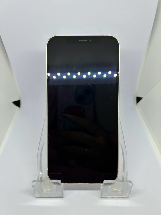 ��SIM�ե꡼ iPhone12 64GB �������
