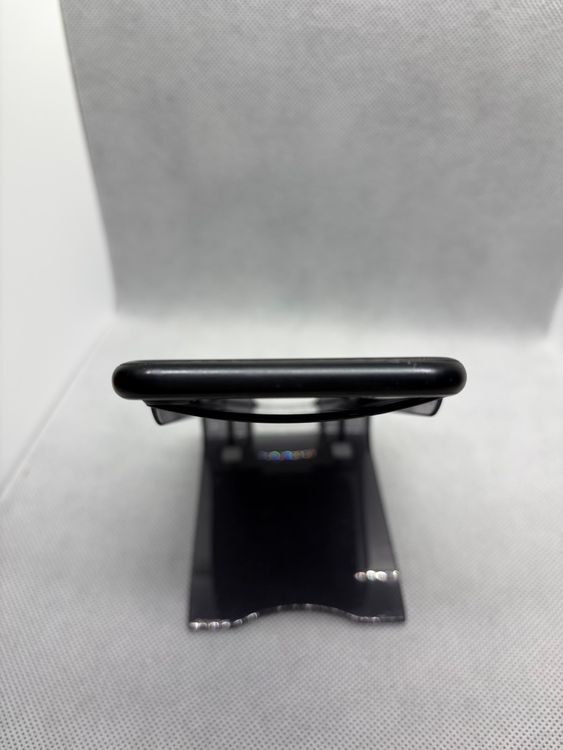 ���ϥԥͥ��ͥå� SIM�ե꡼ iPhoneSE ��2���� 64GB �֥�å�