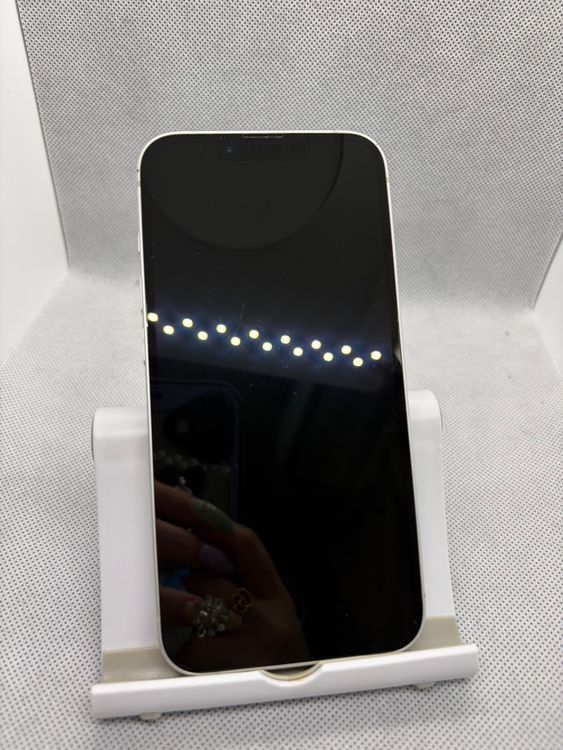 ���Хåƥ꡼100% SIM�ե꡼ iPhone16e 128GB �ۥ磻��