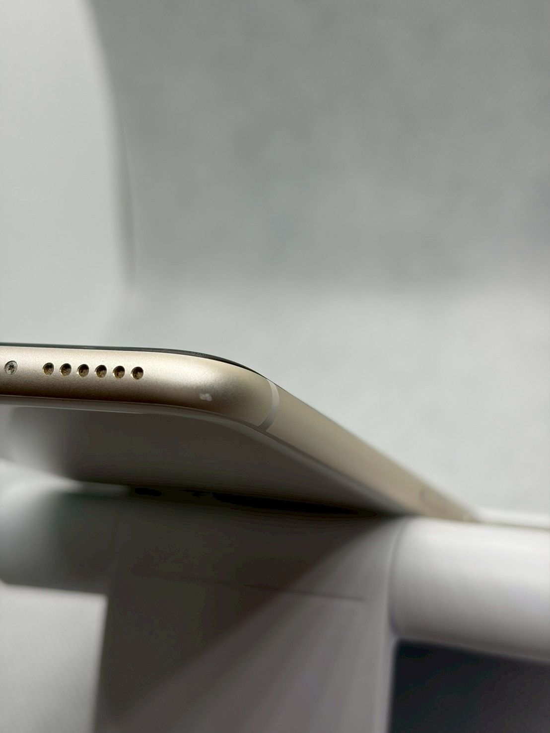 ムスビー｜○バッテリー86% SIMフリー iPhoneSE 第3世代 64GB スター