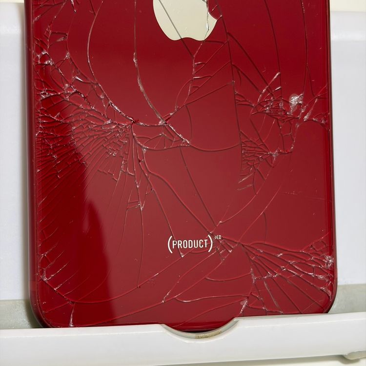 ���Хåƥ꡼80% SIM�ե꡼ iPhoneSE ��3���� 64GB ��å�
