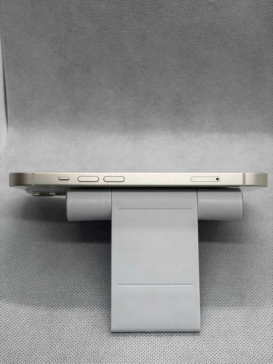 ������Ʊ�� SIM�ե꡼ iPhone14 128GB �������饤�� �Хåƥ꡼86%