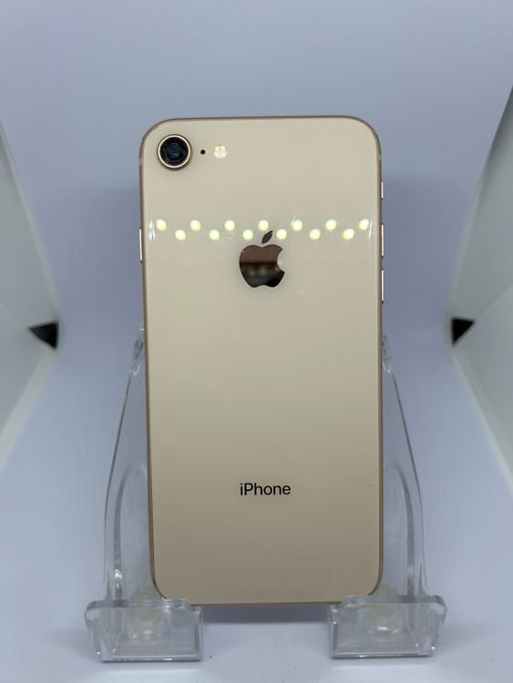 ��SIM�ե꡼ iPhone8  64GB ������� �Хåƥ꡼85%