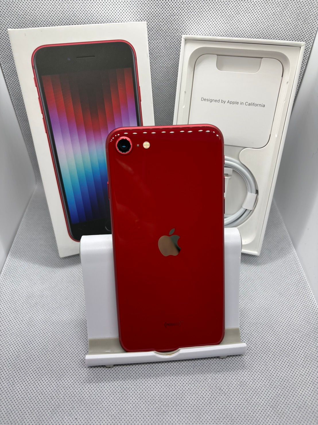 ムスビー｜○新品同様 SIMフリー iPhoneSE 第3世代 64GB レッド