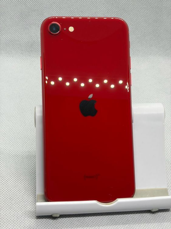 ������Ʊ�� SIM�ե꡼ iPhoneSE ��3���� 64GB ��å�