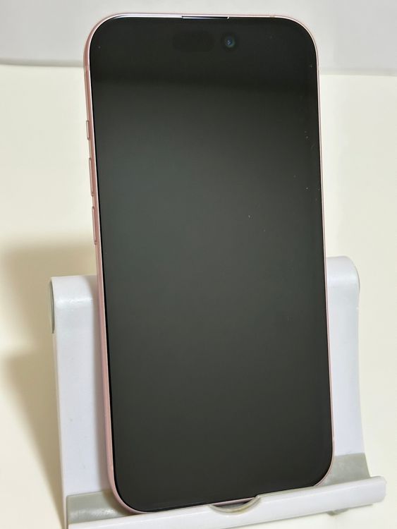 ���Хåƥ꡼85% SIM�ե꡼ iPhone15 128GB �ԥ�