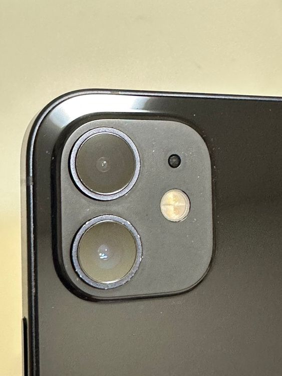 ���Хåƥ꡼80% SIM�ե꡼ iPhone12 64GB �֥�å�