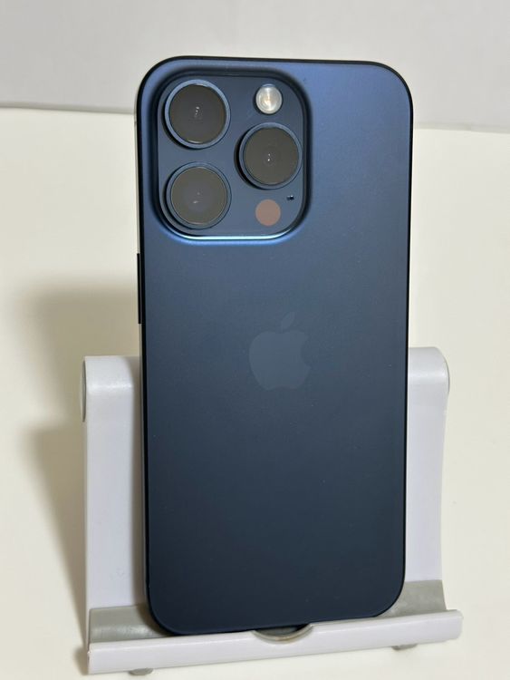 ���Хåƥ꡼85% SIM�ե꡼ iPhone15Pro 512GB �֥롼�����˥���