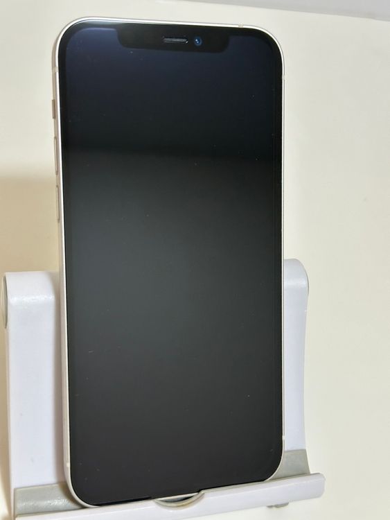 ��SIM�ե꡼ iPhone12 128GB �ۥ磻��