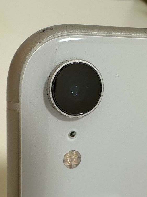 ��SIM�ե꡼ iPhoneXR 128GB �ۥ磻��