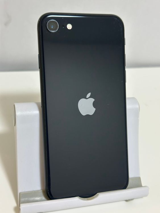 ���Хåƥ꡼80% SIM�ե꡼ iPhoneSE ��3���� 128GB �ߥåɥʥ���