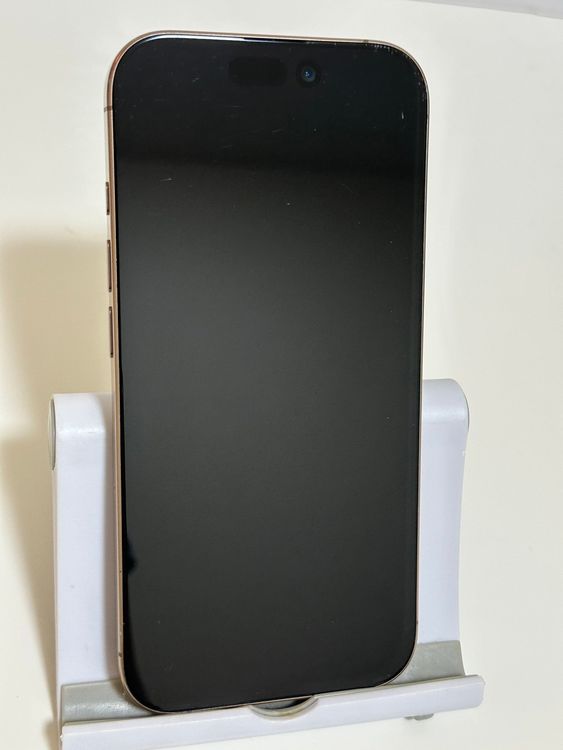 ���Хåƥ꡼89% SIM�ե꡼ iPhone16Pro 256GB �ǥ����ȥ����˥���