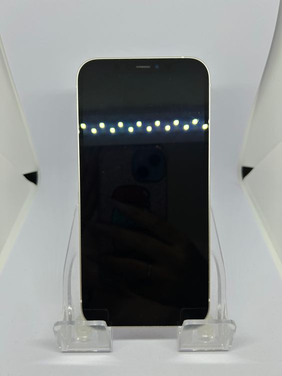 ��SIM�ե꡼ iPhone12  64GB �ۥ磻�� �Хåƥ꡼79%