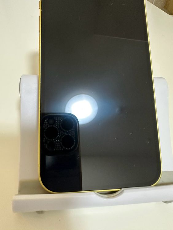 ���Хåƥ꡼84% SIM�ե꡼ iPhone14 128GB ��������