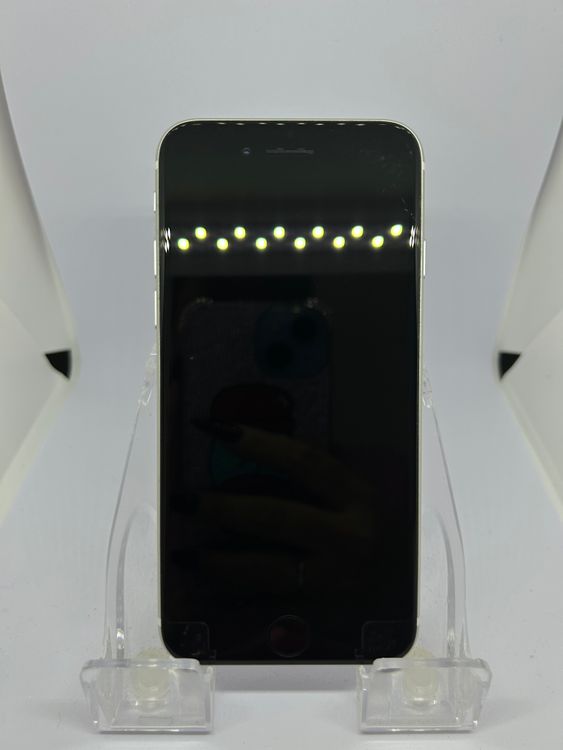 ��SIM�ե꡼ iPhoneSE��2����  64GB �ۥ磻�� �Хåƥ꡼83%