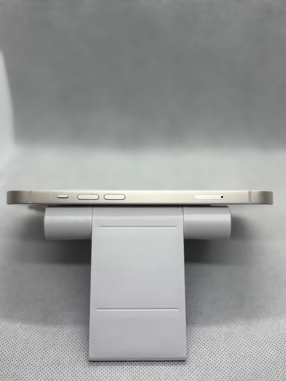 ���Хåƥ꡼85% SIM�ե꡼ iPhone13 128GB �������饤��