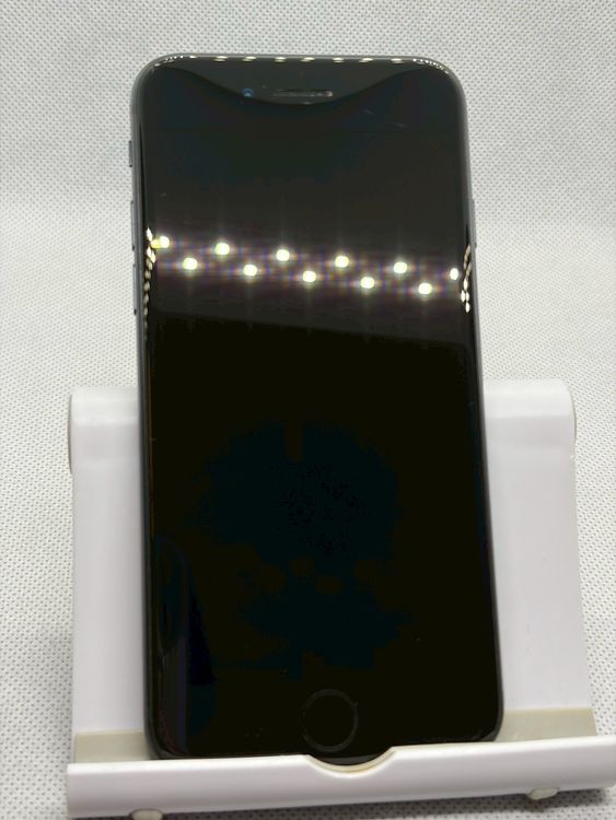 ���Хåƥ꡼100% Ķ���� SIM�ե꡼ iPhoneSE ��3���� 128GB �ߥåɥʥ���