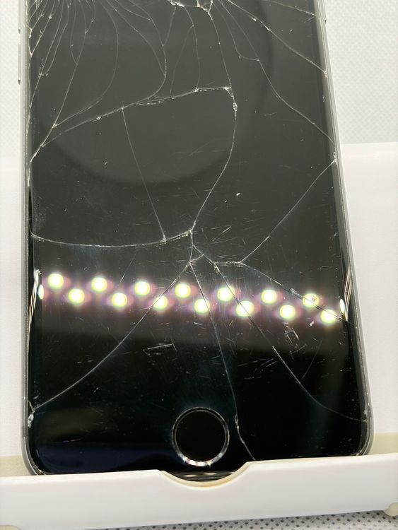 ���ϥԥͥ��ͥå� SIM�ե꡼ iPhone8 256GB ���졼