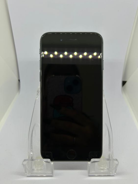 ��SIM�ե꡼ iPhoneSE��3����  128GB �ߥåɥʥ��� �Хåƥ꡼78%