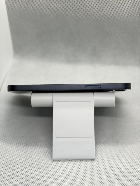 ���Хåƥ꡼88% SIM�ե꡼ iPhone12 128GB �֥�å�