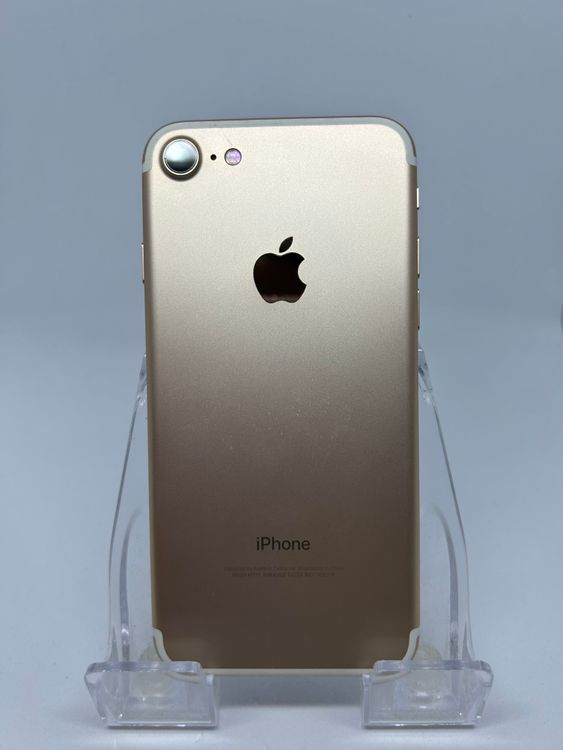 ���ϥԥͥ��ͥå� SIM�ե꡼ iPhone7  32GB ������� 83% ����̵��