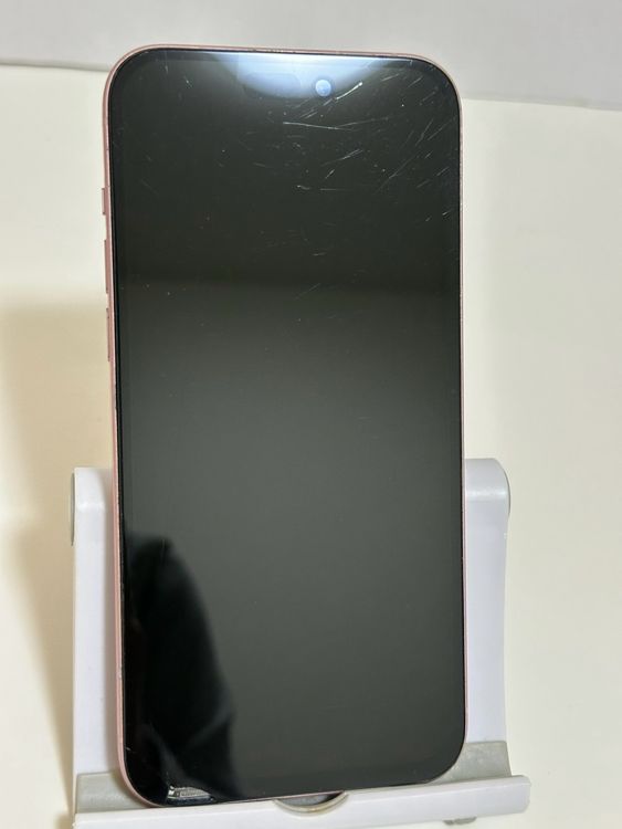 ���Хåƥ꡼86% SIM�ե꡼ iPhone15Plus 256GB �ԥ�