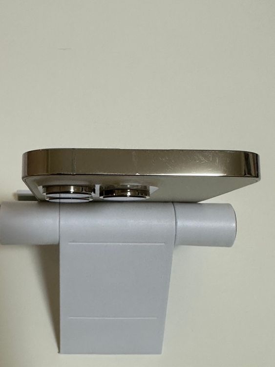 ���Хåƥ꡼100% SIM�ե꡼ iPhone14Pro 128GB �������