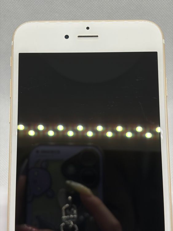 ���Хåƥ꡼89% docomo iPhone6Plus 64GB �������