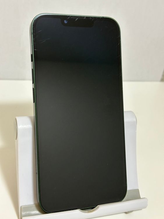 ���Хåƥ꡼85% SIM�ե꡼ iPhone13 256GB ���꡼��