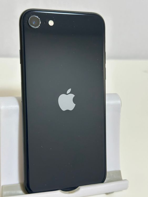 ��SIM�ե꡼ iPhoneSE ��3���� 128GB �ߥåɥʥ���
