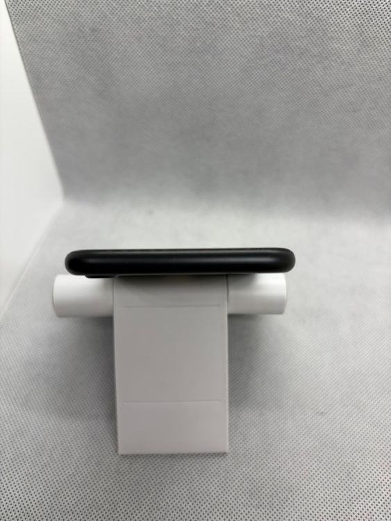 ���ϥԥͥ��ͥå� SIM�ե꡼ iPhoneSE ��2���� 64GB �֥�å�