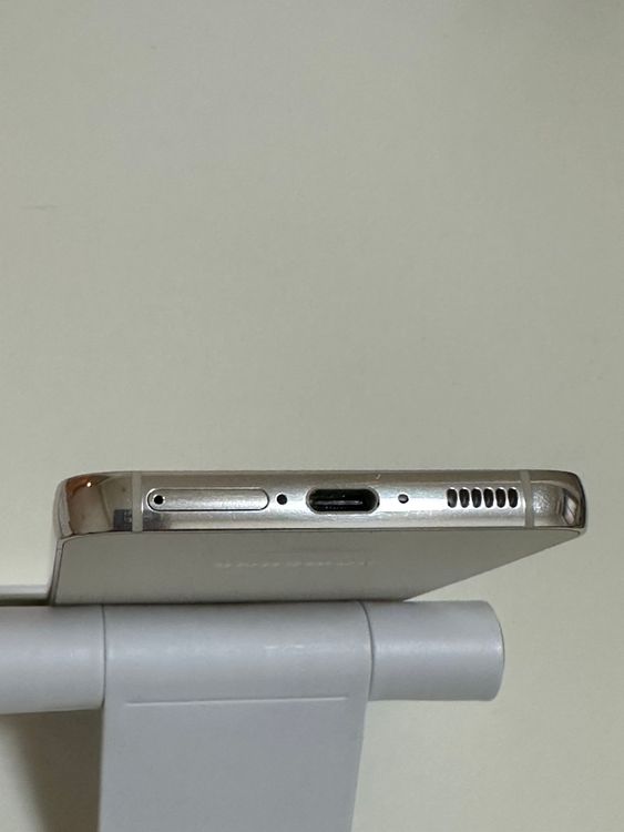 ��SIM�ե꡼ Galaxy S23 256GB ���꡼��