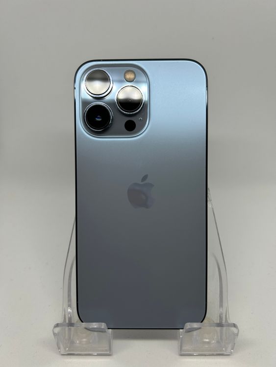 ���ϥԥͥ��ͥå� SIM�ե꡼ iPhone13Pro  256GB ������֥롼 �Хåƥ꡼82%