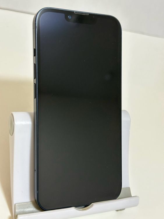 ������ �Хåƥ꡼86% SIM�ե꡼ iPhone13 128GB �ߥåɥʥ���