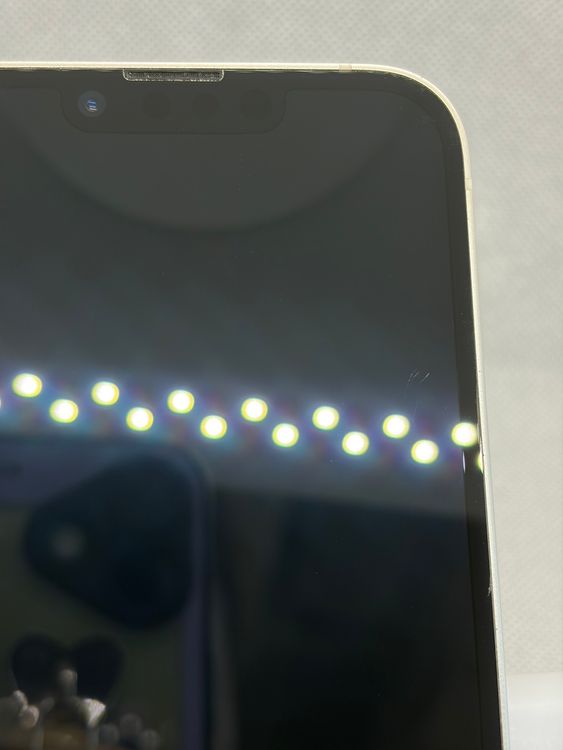 ���Хåƥ꡼83% SIM�ե꡼ iPhone14 128GB �������饤��