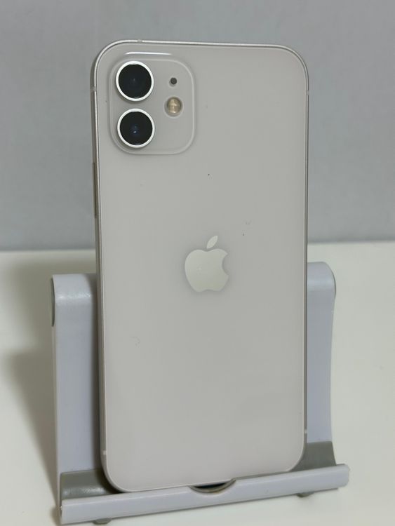 ���Хåƥ꡼81% SIM�ե꡼ iPhone12 64GB �ۥ磻��