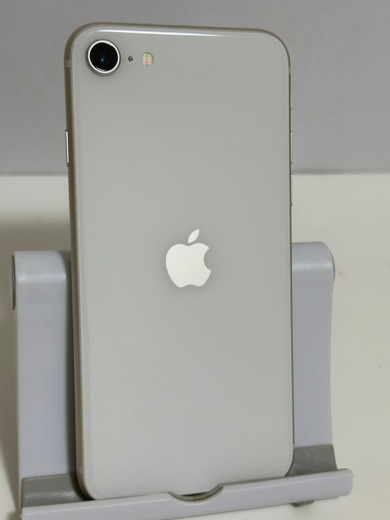 ���Хåƥ꡼81% SIM�ե꡼ iPhoneSE ��3���� 128GB �������饤��