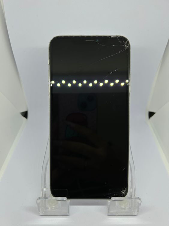 ��SIM�ե꡼ iPhone11ProMax  256GB ����С� �Хåƥ꡼72%