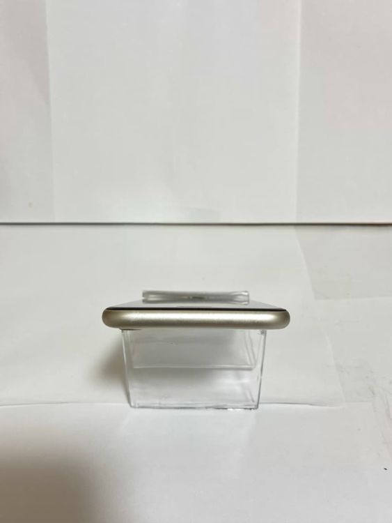 ���ϥԥͥ��ͥå�iPhoneSE��3���� 64GB �������饤��   ����̵��