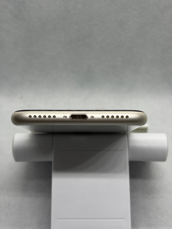 ���ϥԥͥ��ͥå� SIM�ե꡼ iPhoneSE ��3���� 64GB �������饤��